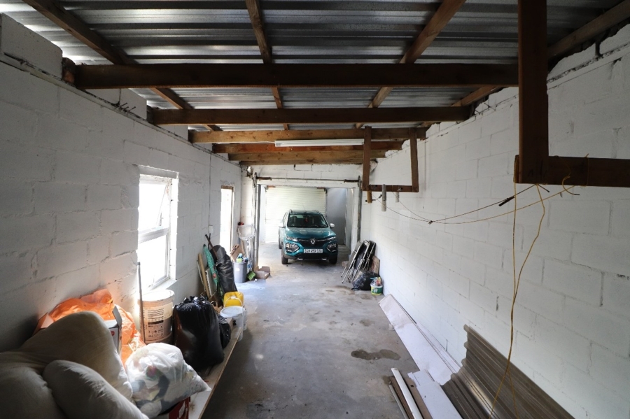4 Bedroom Property for Sale in Strandfontein Western Cape